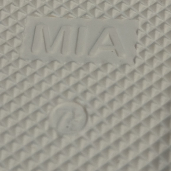 New authentic Mia leopard print signature sneakers MISMATES 7.5 8 display - Picture 10 of 11